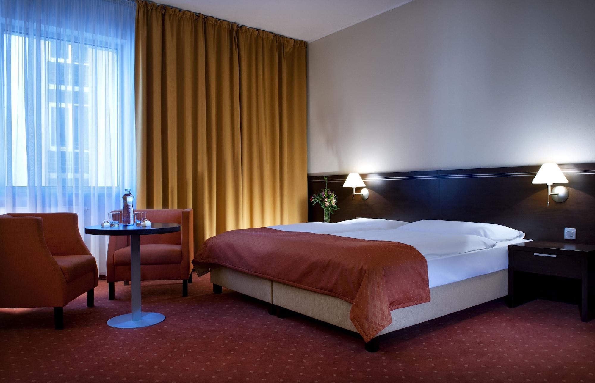 Hotel Tatra Bratislava Ngoại thất bức ảnh