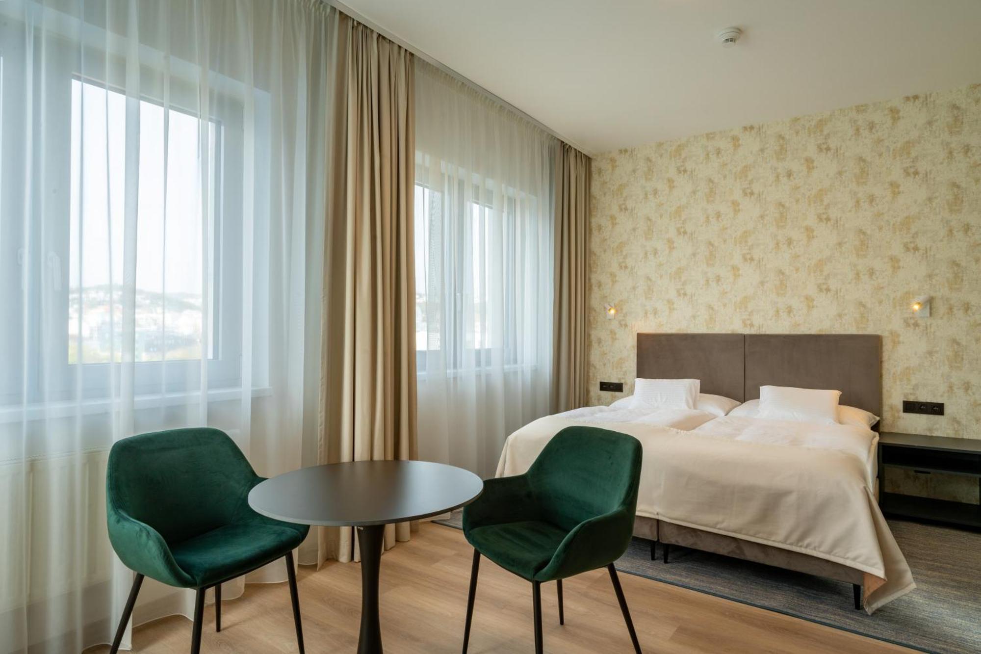 Hotel Tatra Bratislava Ngoại thất bức ảnh